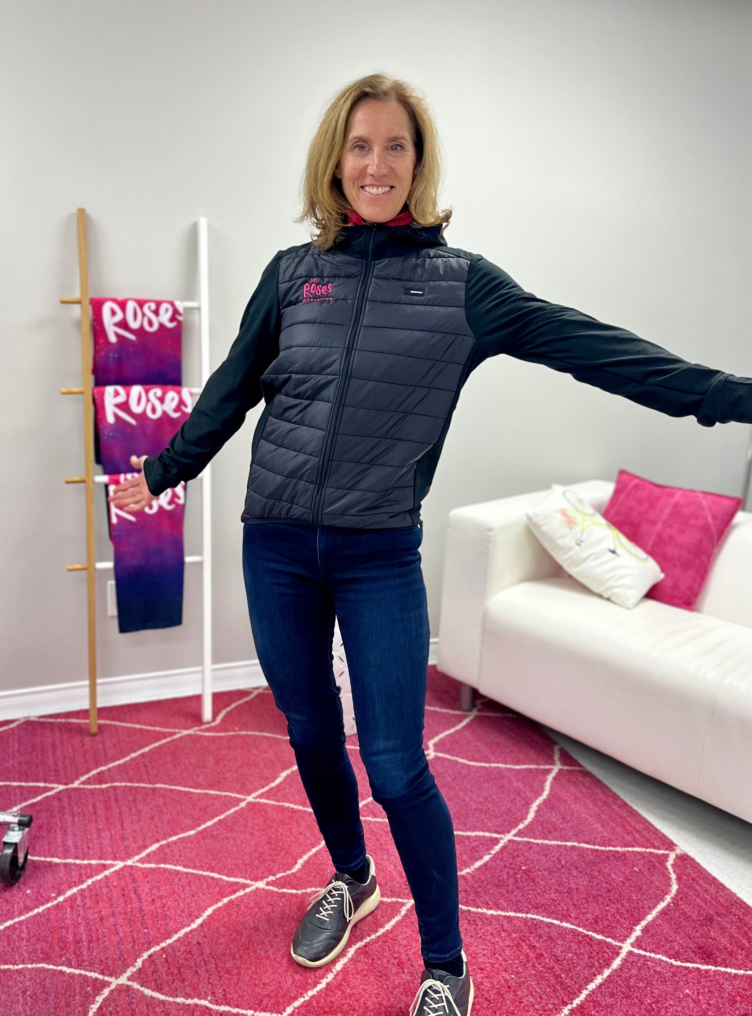 Veste puffy noire à capuchon Les Roses